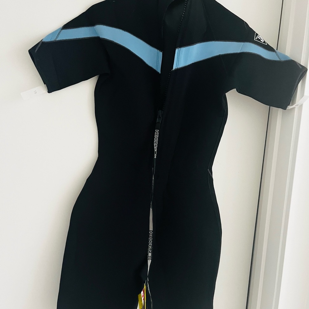 Women's Wetsuit 8T